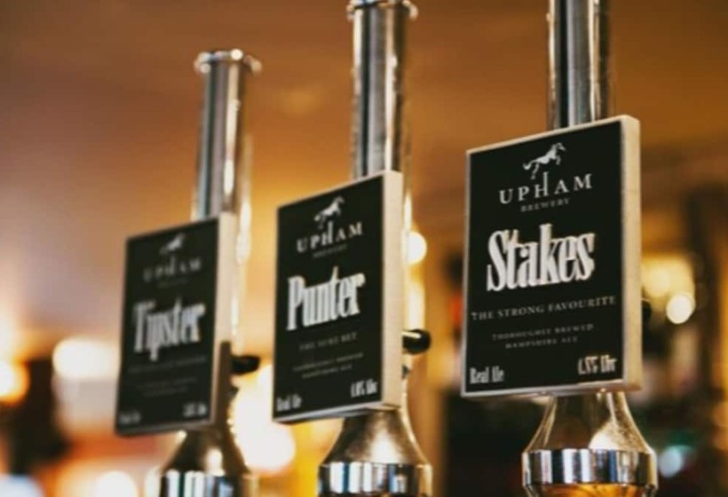 فندق صغير The Bunk Inn