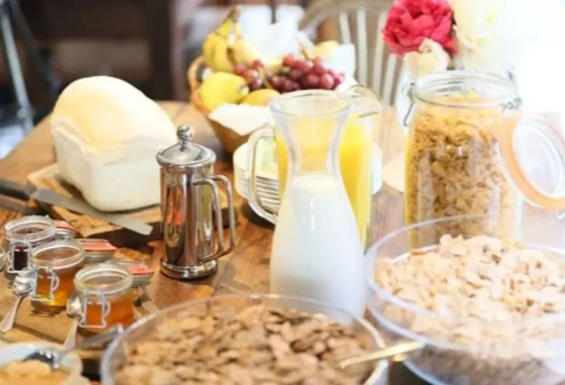 Retkeilymaja The Bunk Inn