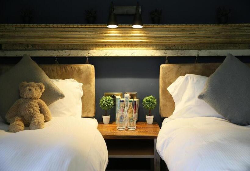 فندق صغير The Bunk Inn