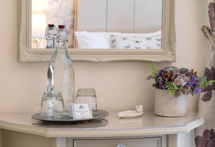 膳宿费 Afon Rhaiadr Country House