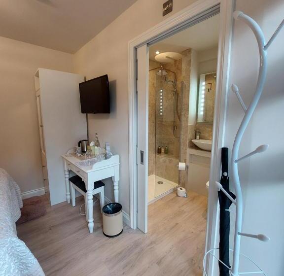 膳宿费 Afon Rhaiadr Country House