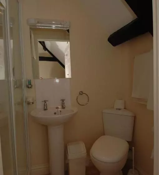 پانسیون Corncroft Guest House