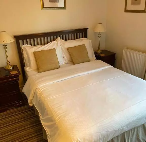 پانسیون Corncroft Guest House