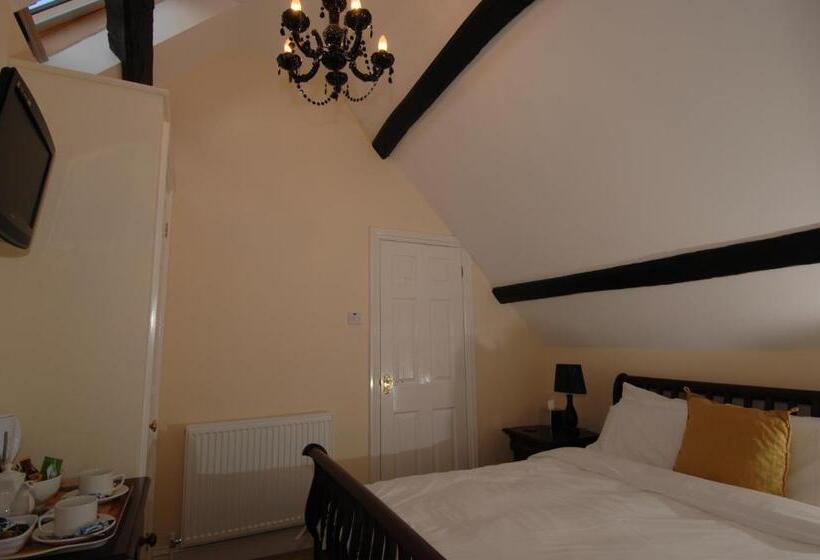 بنسيون Corncroft Guest House