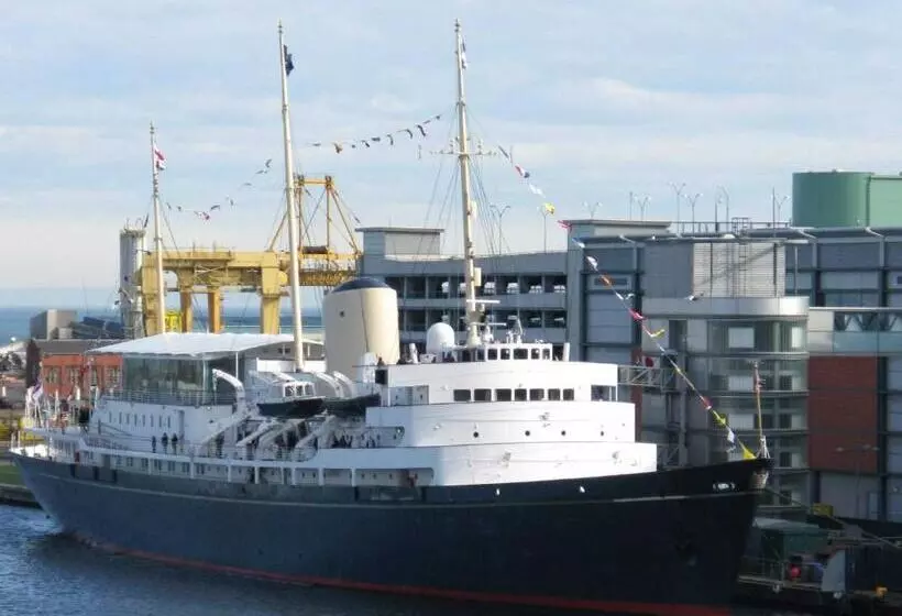 Majatalo Crioch Guest House