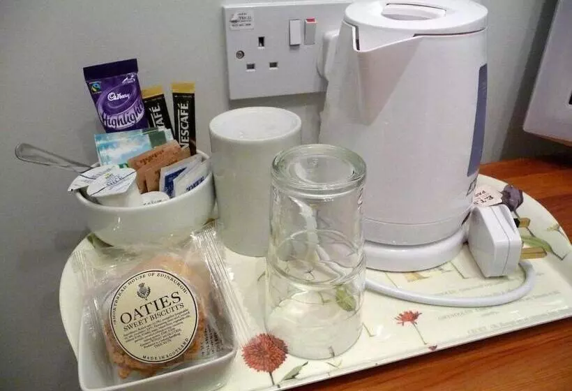 Majatalo Crioch Guest House