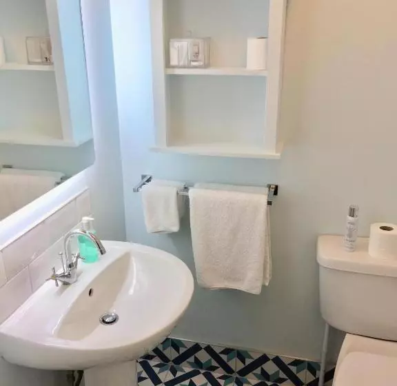 Pension Derrin Guest House