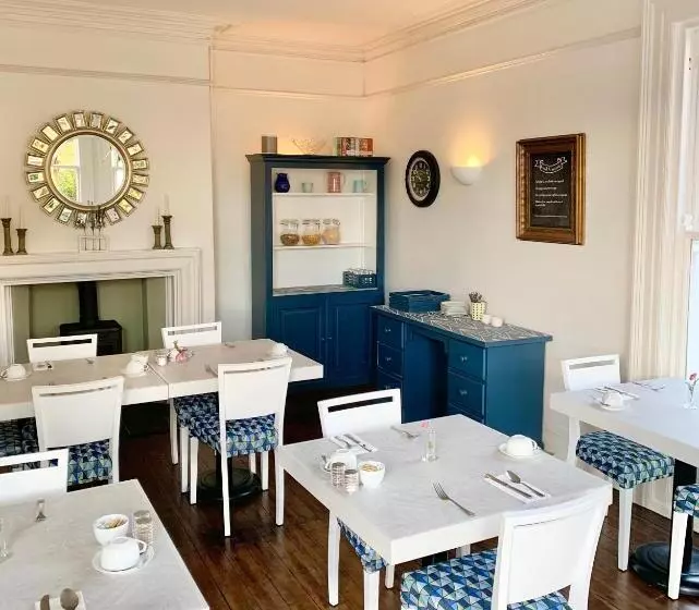 Pension Derrin Guest House