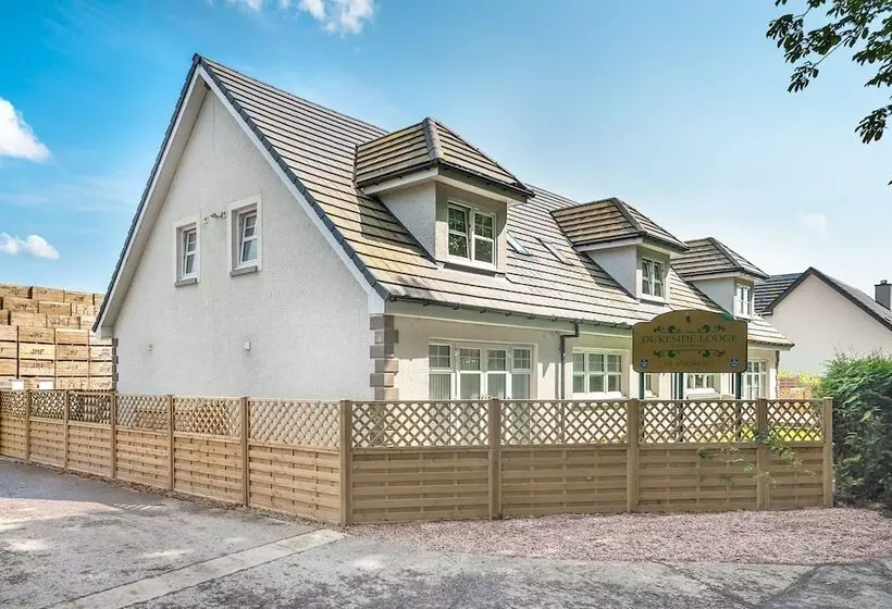 Majatalo Dukeside Lodge