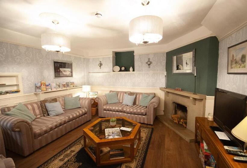 بنسيون Exmoor House