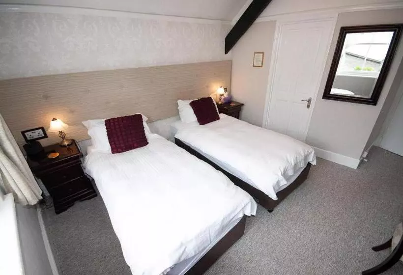 ペンション Exmoor House