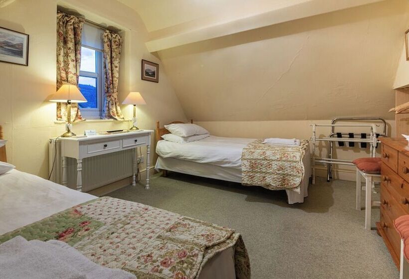 膳宿费 Garth Dderwen