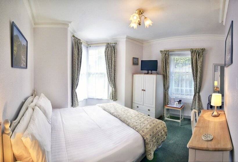 膳宿费 Garth Dderwen