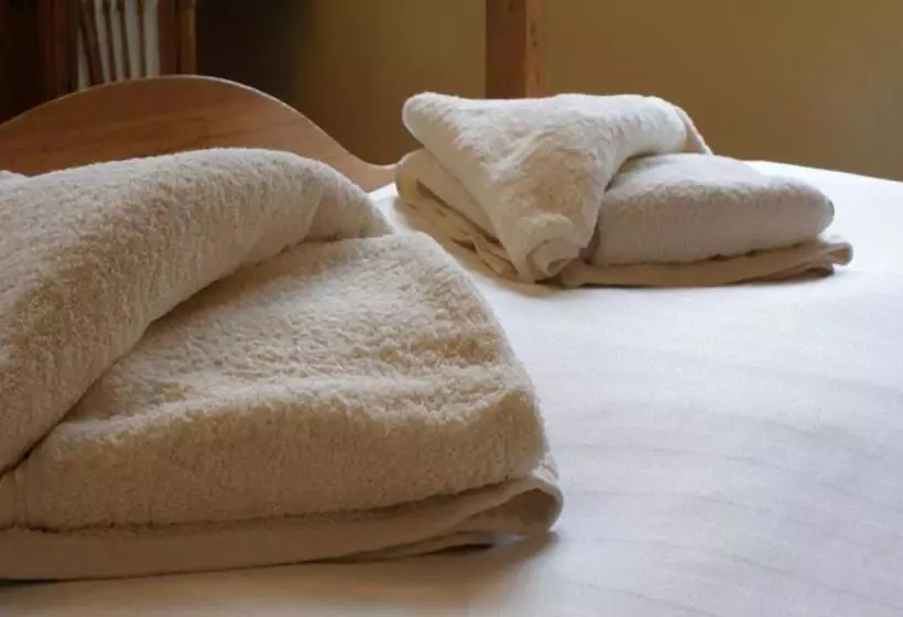 Majatalo Park House B&b