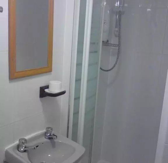 Majatalo Park House B&b