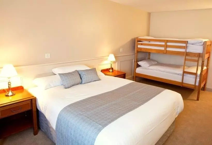 Majatalo The Lough & Quay Guest Accommodation