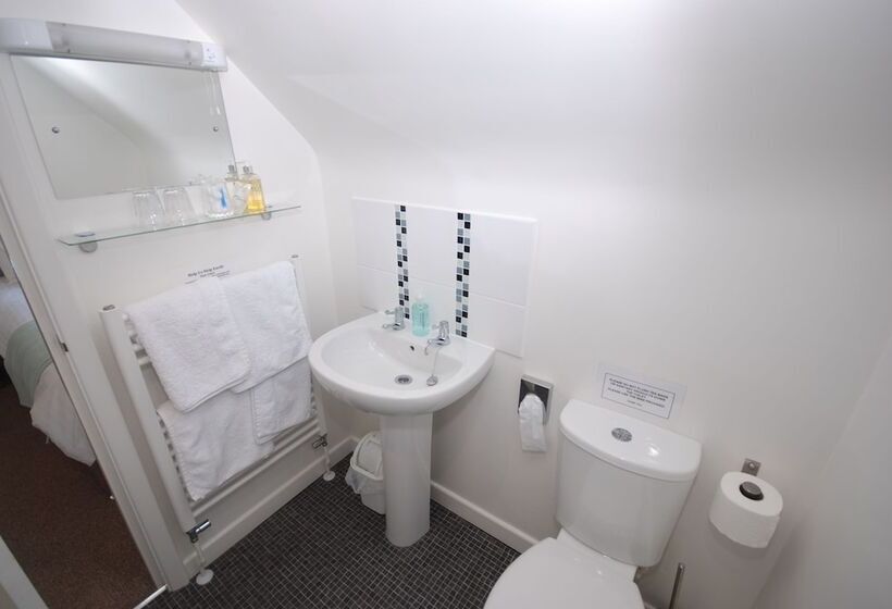 ペンション The Miclaran Guest House