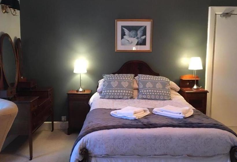 ペンション Wavecrest