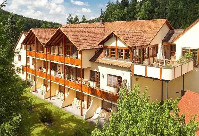 ホテル Gasthof Zum Süßen Grund