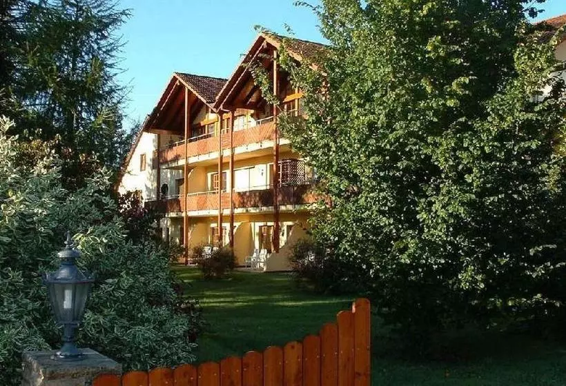 ホテル Gasthof Zum Süßen Grund