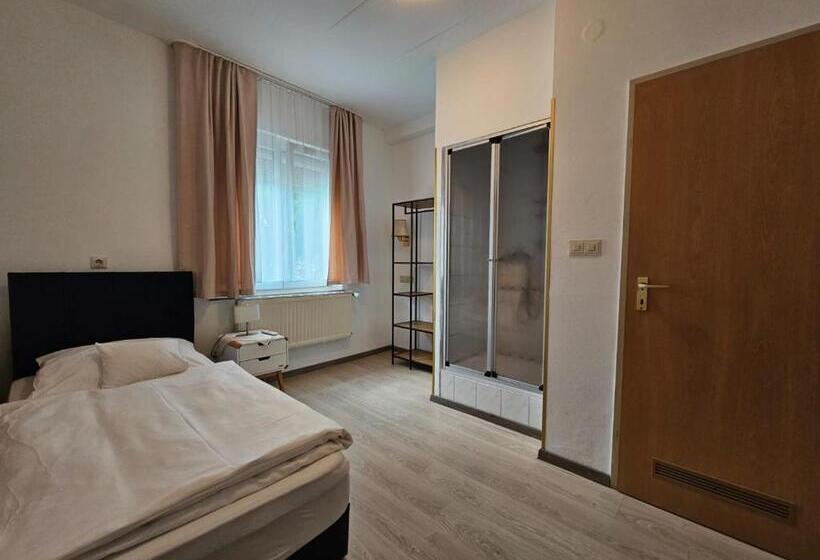 膳宿费 Haus Isenburg