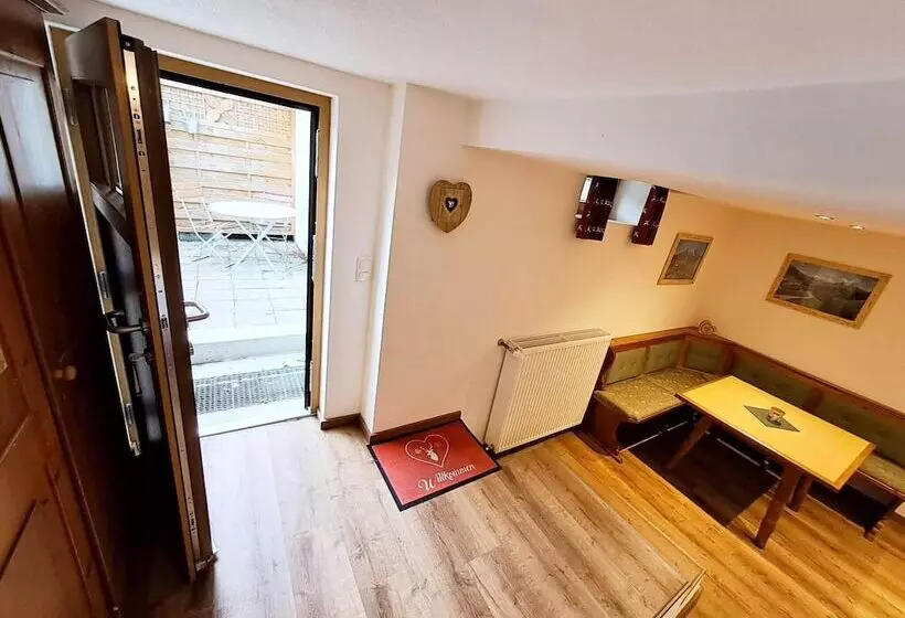 Pension Etzerschlossl