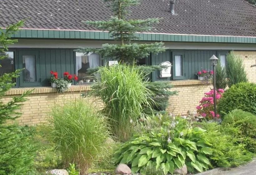 ペンション Gästehaus Carstens