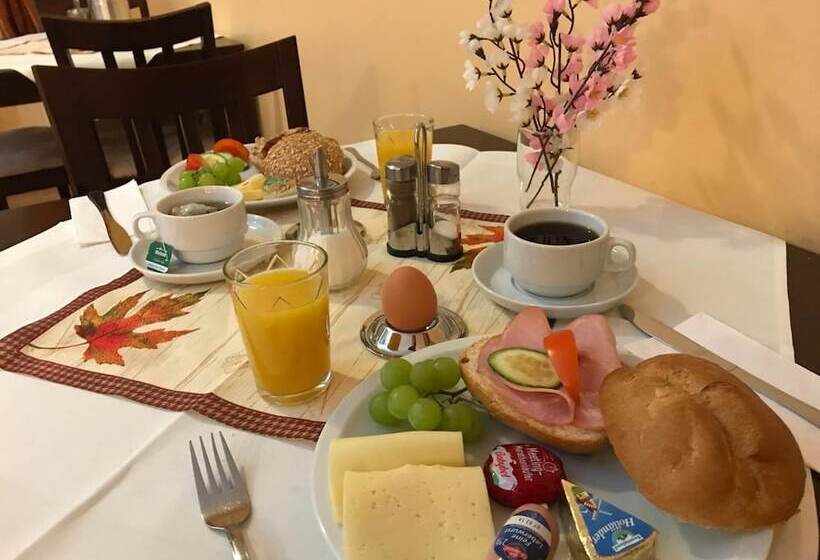 بنسيون Draiser Hof