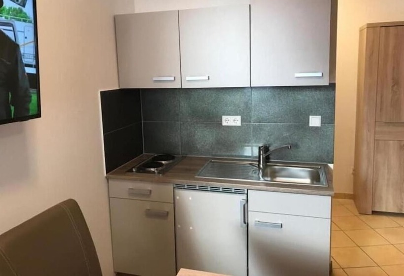 بنسيون Draiser Hof