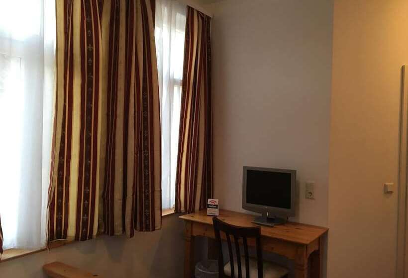 بنسيون Draiser Hof