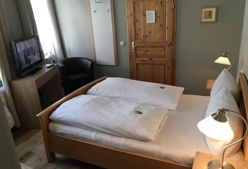 بنسيون Draiser Hof