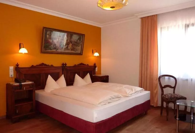 Retkeilymaja Historisches Genusshotel Löwen