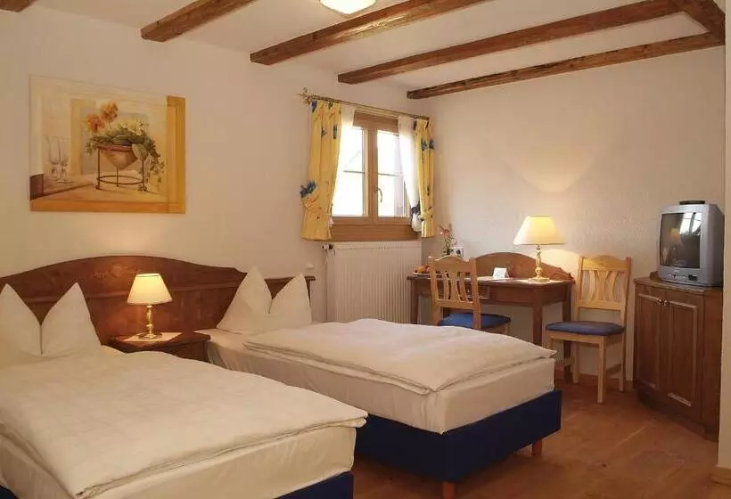 Retkeilymaja Historisches Genusshotel Löwen