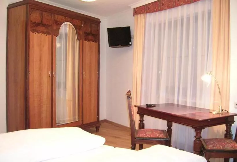 Retkeilymaja Historisches Genusshotel Löwen