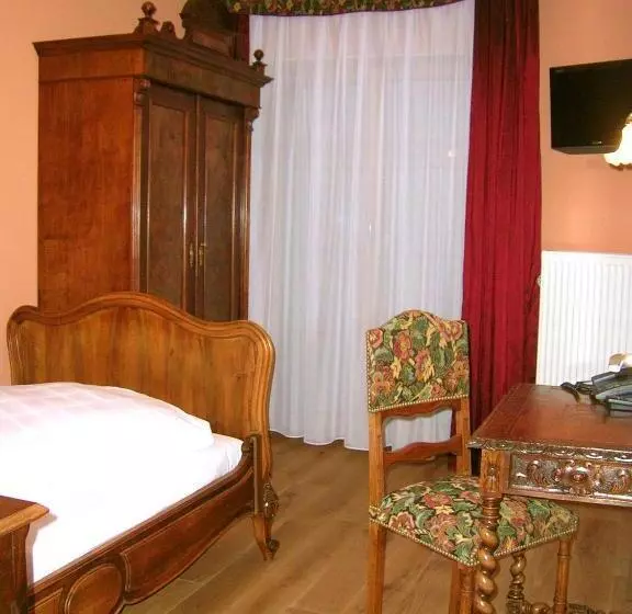 Retkeilymaja Historisches Genusshotel Löwen