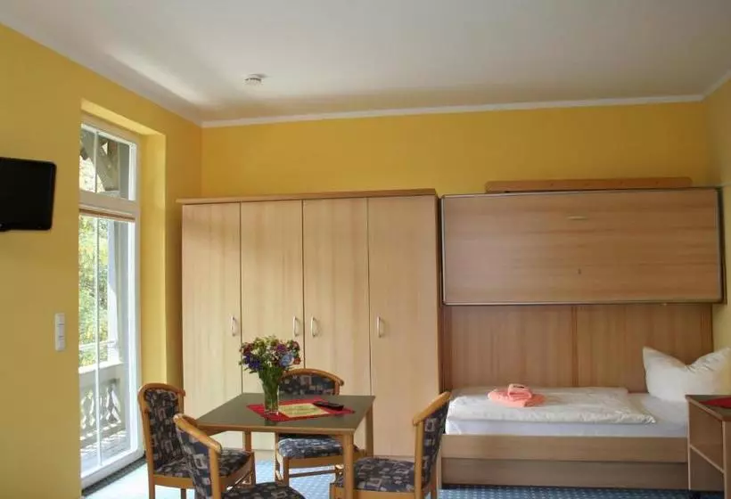 Majatalo Dreibrunnen Gästehaus Im Luisenpark