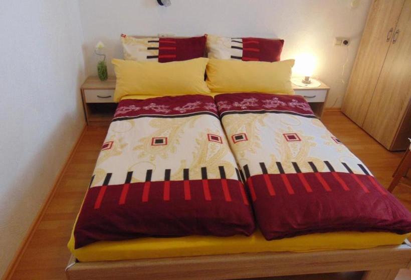 호스텔 Gasthaus Rebstock