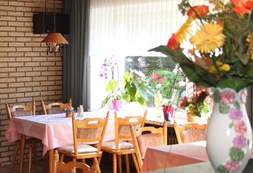 הוסטל Haus Sonnenschein