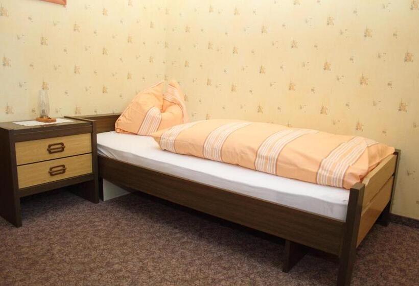 הוסטל Haus Sonnenschein