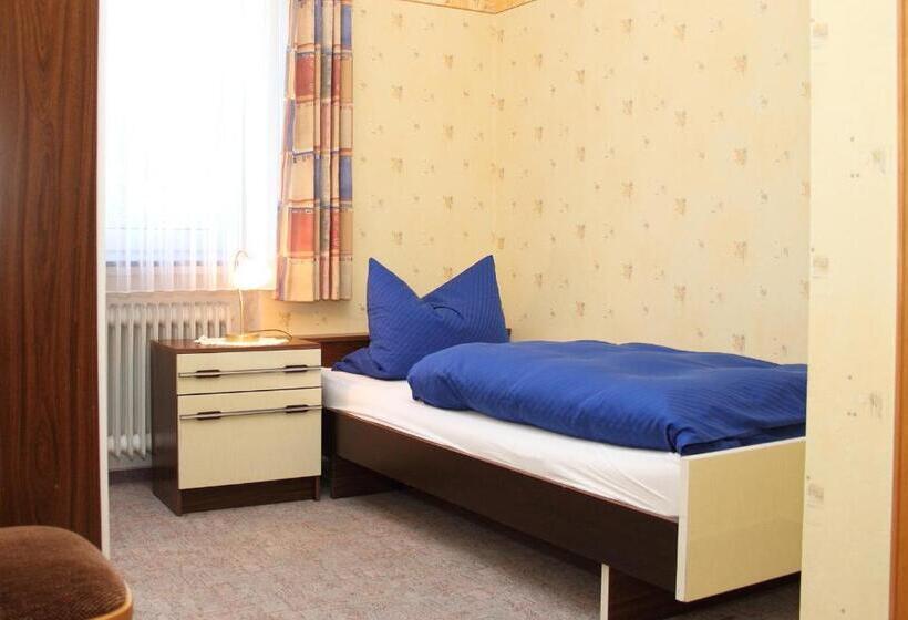 הוסטל Haus Sonnenschein