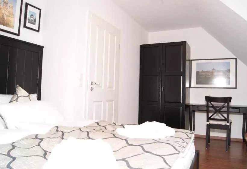Merkel Villa Apartamente