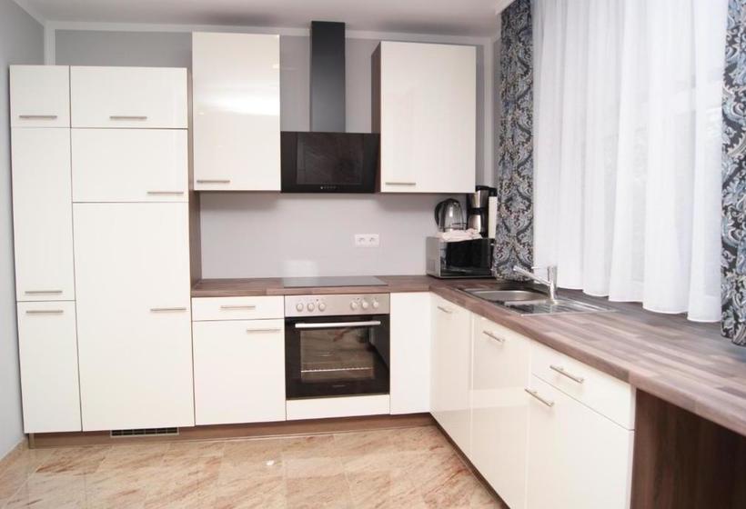 Merkel Villa Apartamente