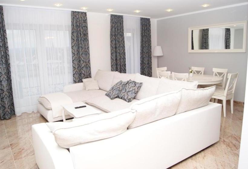 Merkel Villa Apartamente