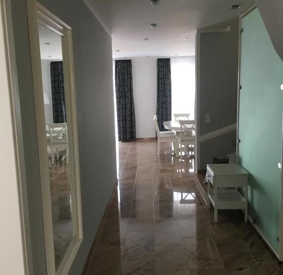 Merkel Villa Apartamente