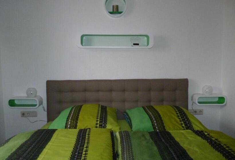 פנסיון Gästehaus Bacchus