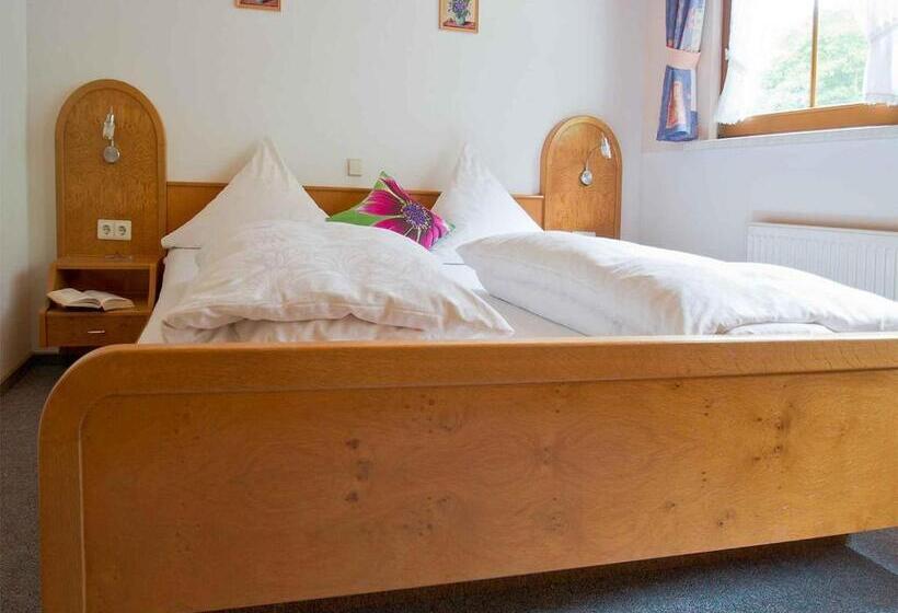 Пансион Gästehaus Herrmann