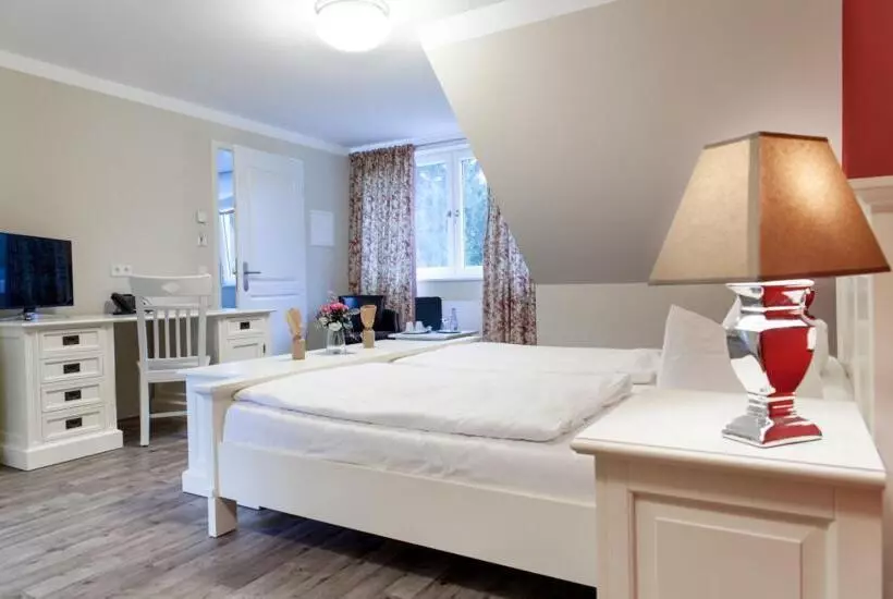 Pension Am Werbellinkanal