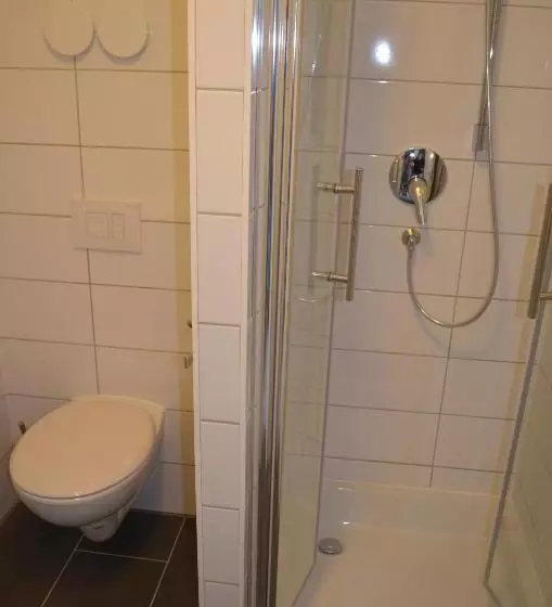Zwei Raben Pension