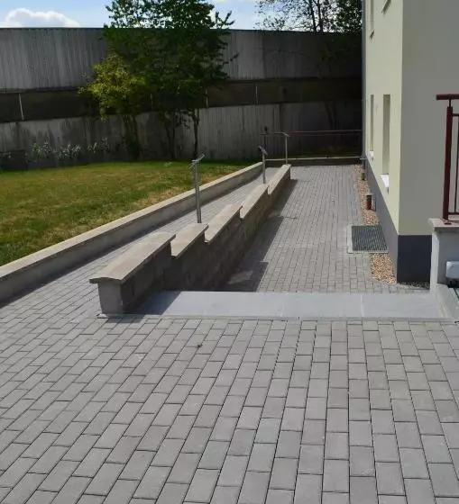 Zwei Raben Pension