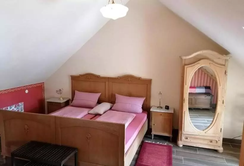 Hostel Ferienwohnungen Bistro Tebecks